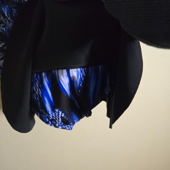 Mazu Swim Shirred One Piece Skater Swim Dress Blue Black Snake Print Size 8 - Picture 10 of 12